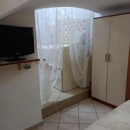 A Cas E Lucia * Νάπολη